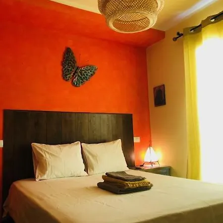 ベッド・アンド・ブレックファスト Castillo Romeral- Fishing Village-casa Isabella 10 Min Playa Del Ingles *